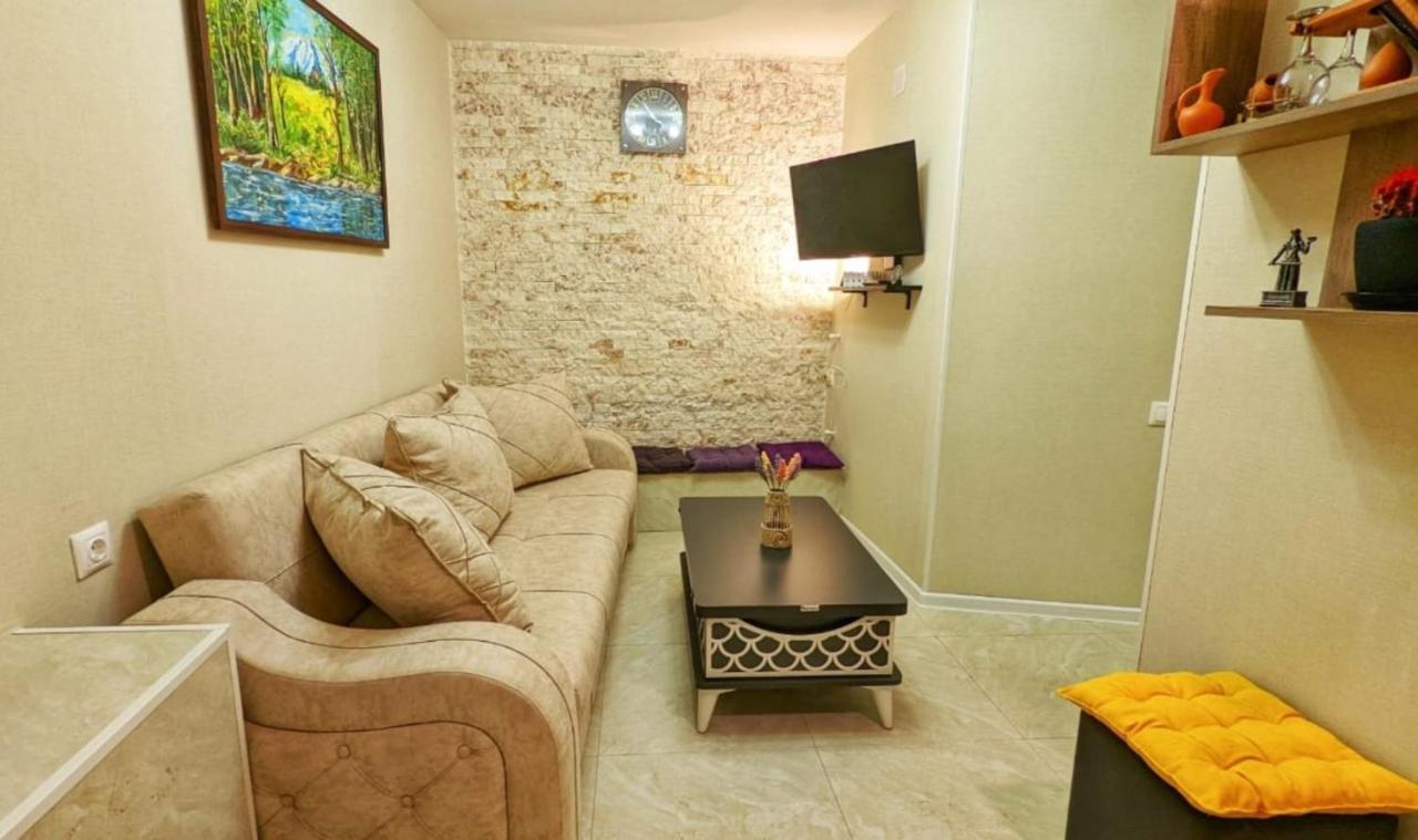 Ideal Home Tbilisi Bagian luar foto