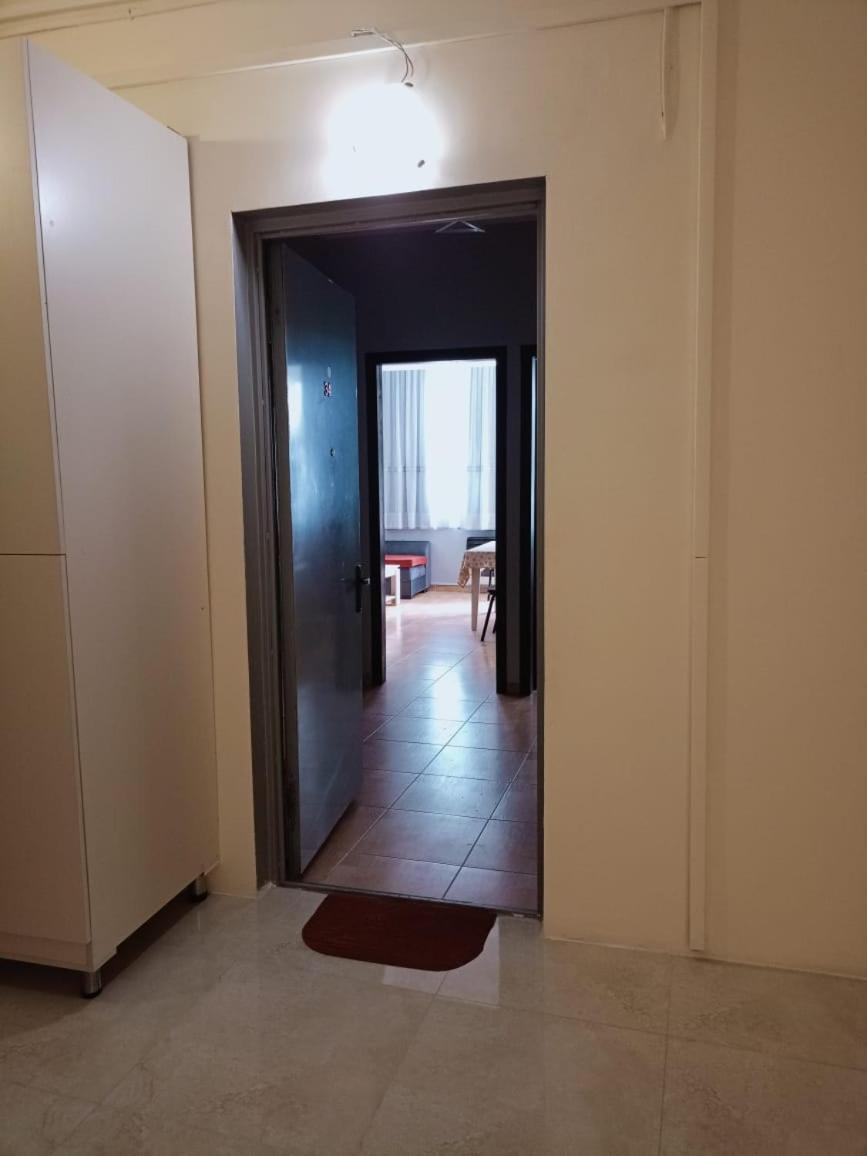 Ideal Home Tbilisi Bagian luar foto